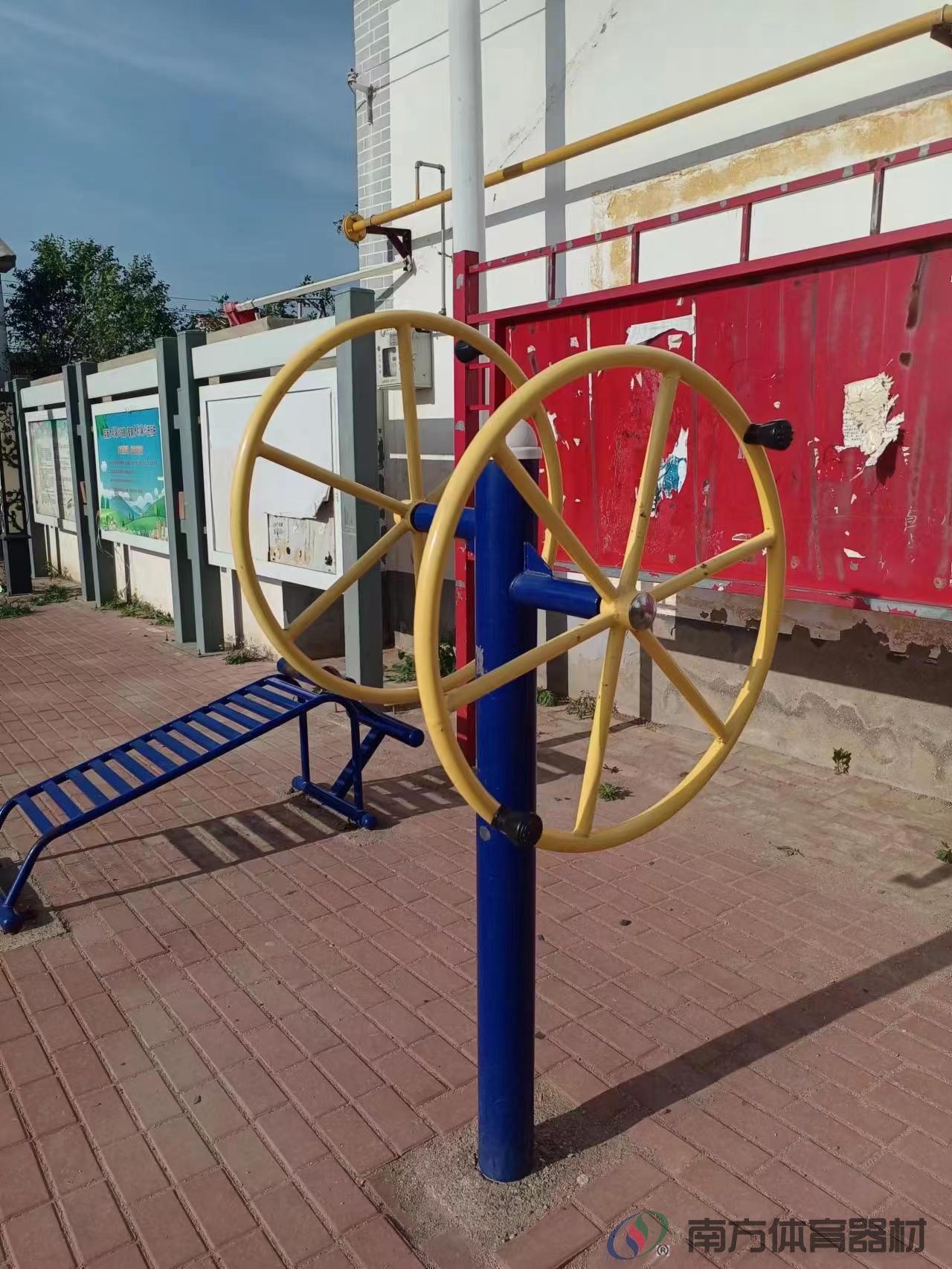 臂力训练器
