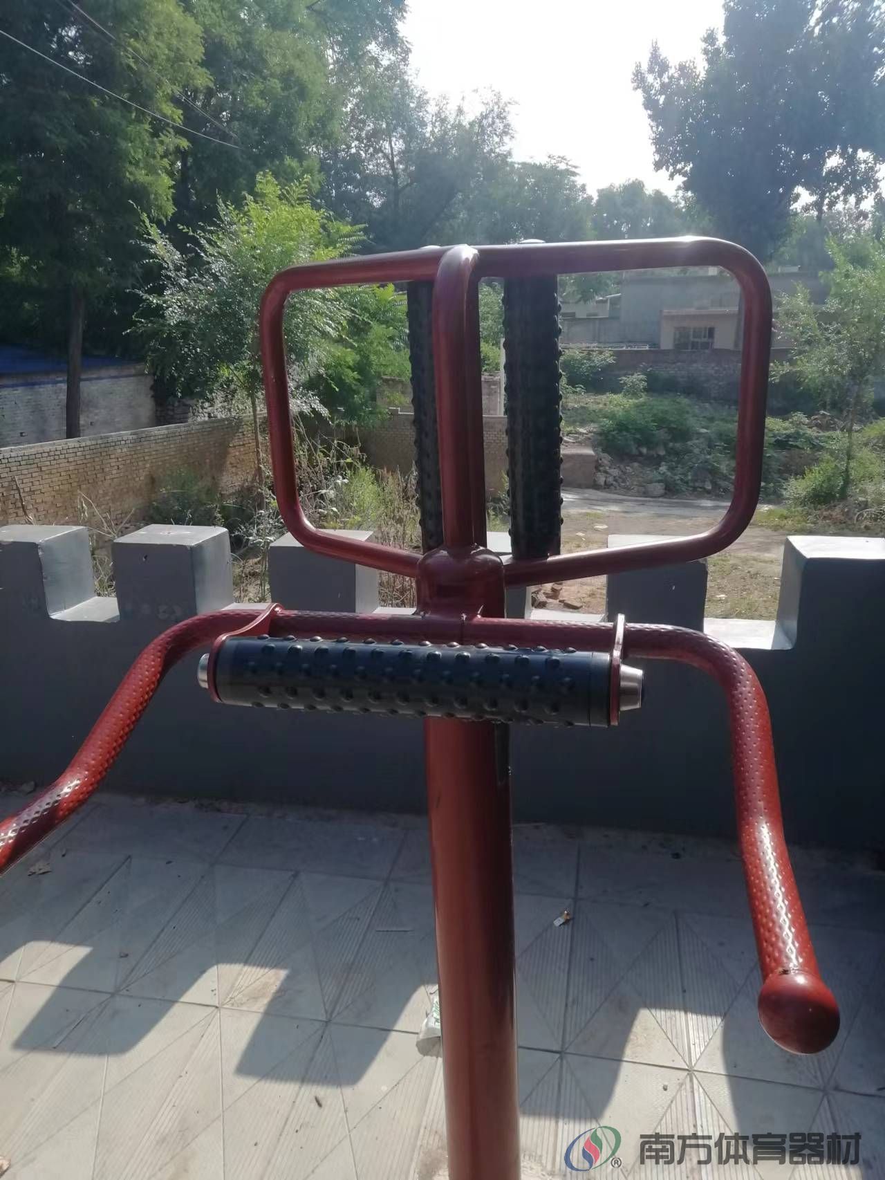 腰背按摩器