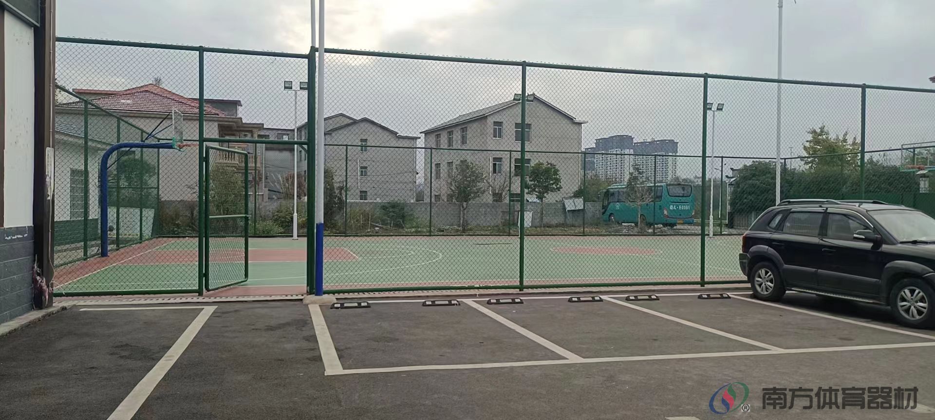 湖南省张家界市永定区西溪坪街道桐木岗村委会西溪坪街道桐木岗村全民健身路径工程